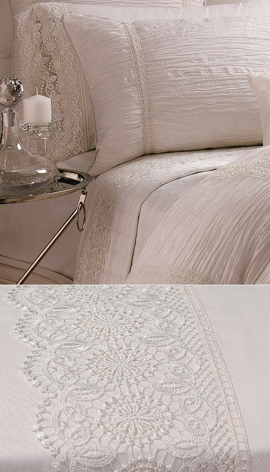 Lace trimmed sheets deals and pillowcases