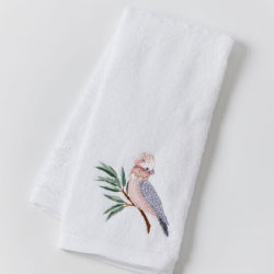 Garru Wandyu Gilaa (Magpie, Crow, Galah) Beach Towel