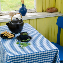 Walton & Co Gingham Blue Crossback Apron GGAB | Harts of Stur